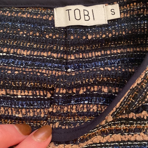 TOBI mini skirt - Picture 4 of 4